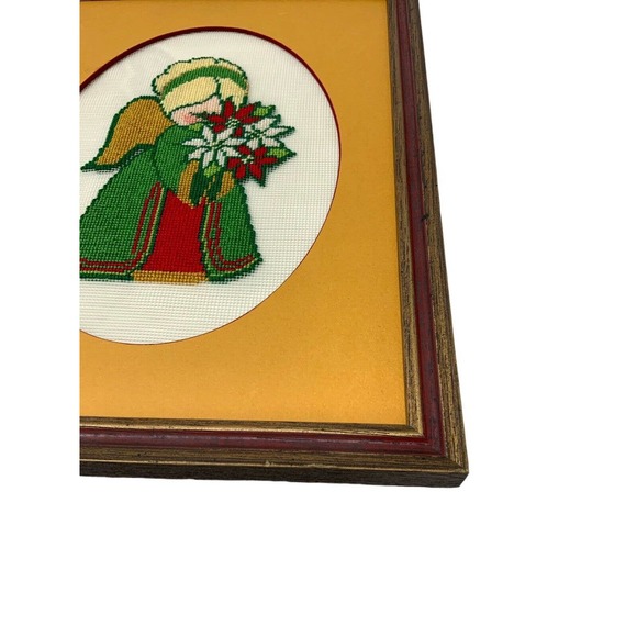 Framed Complete Floss Peti Point Stitch Praying Angel Poinsettias Vintage XMas - Picture 6 of 13